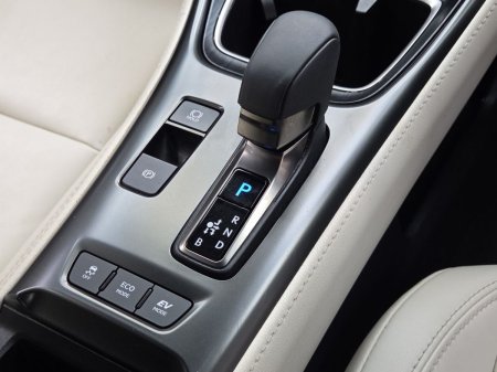 2024 Lexus LBX - photo 12