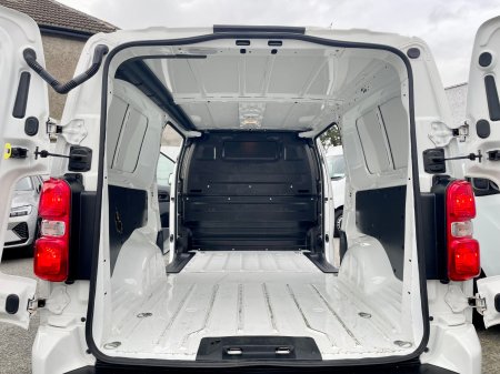 2021 Opel Vivaro - photo 16