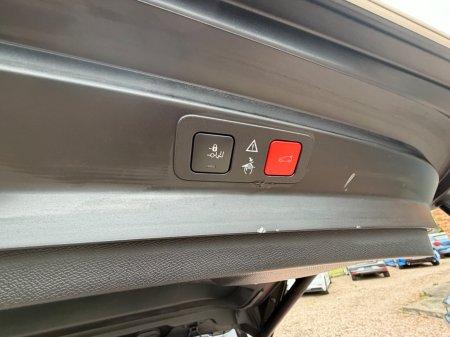 2018 Peugeot 5008 - photo 10