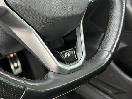 2020 Volkswagen Passat - photo 18