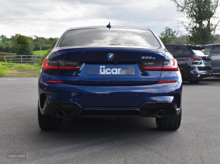 2022 BMW 3-Series - photo 6