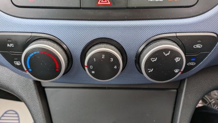 2017 Hyundai i10 - photo 11