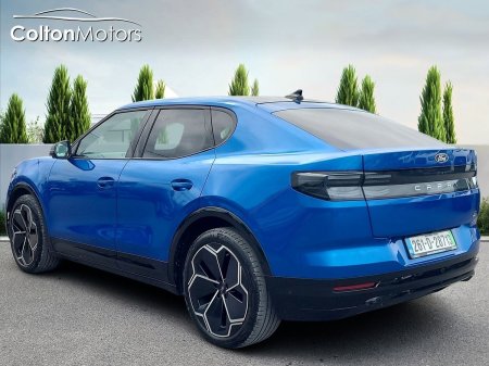 2026 Ford Capri - photo 2