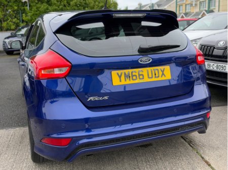 2017 Ford Focus - photo 4