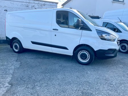 2023 Ford Transit Custom - photo 2