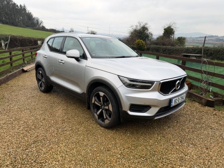 2018 Volvo XC40 D4 AWD AUTO MOMENTUM