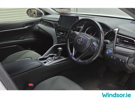 2020 Toyota Camry - photo 10