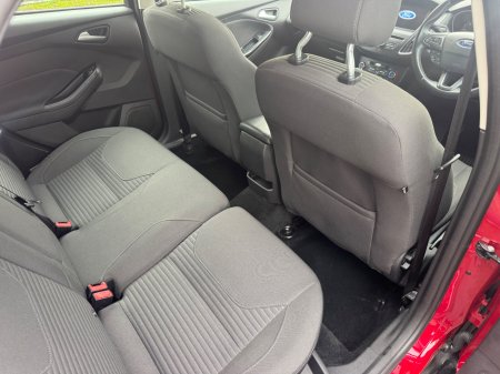 2017 Ford Focus - photo 12