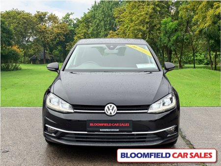2019 Volkswagen Golf - photo 2