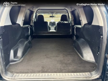 2022 Toyota Land Cruiser - photo 9