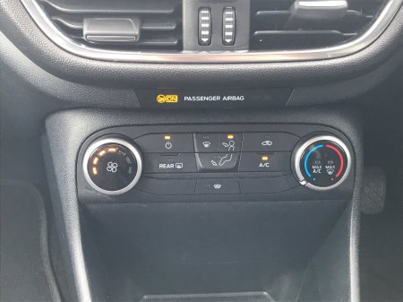 2020 Ford Fiesta - photo 14