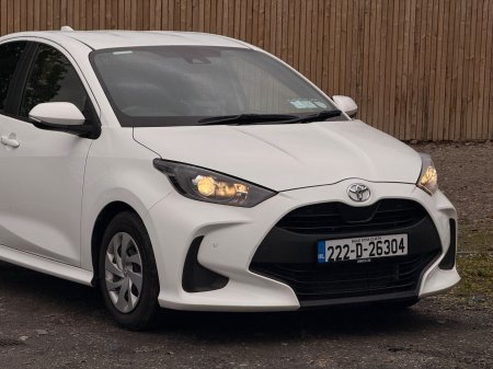 2022 Toyota Yaris - photo 11