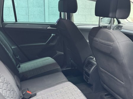 2023 Volkswagen Tiguan - photo 9