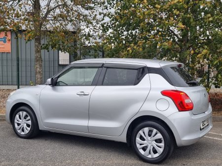 2019 Suzuki Swift - photo 8