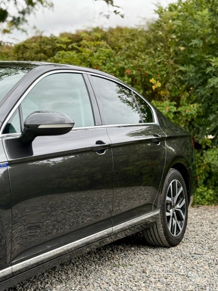 2021 Volkswagen Passat - photo 7
