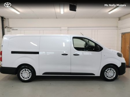2026 Toyota Proace - photo 3