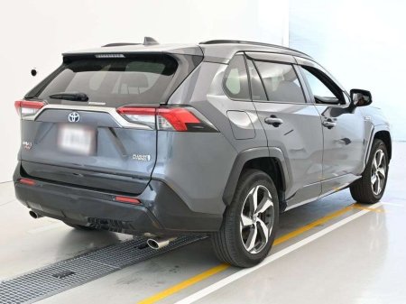 2021 Toyota RAV4 - photo 3