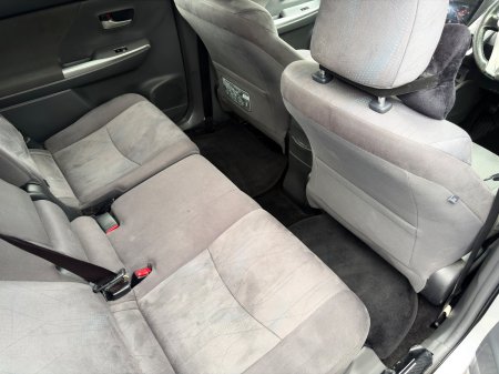 2012 Toyota Prius - photo 4