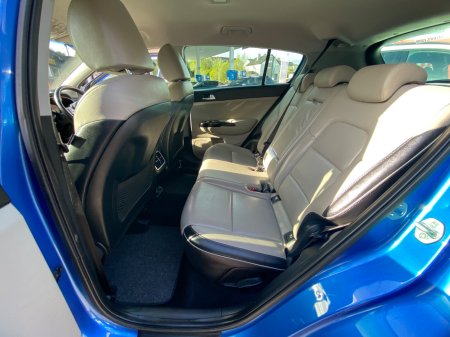 2021 Kia Sportage - photo 16