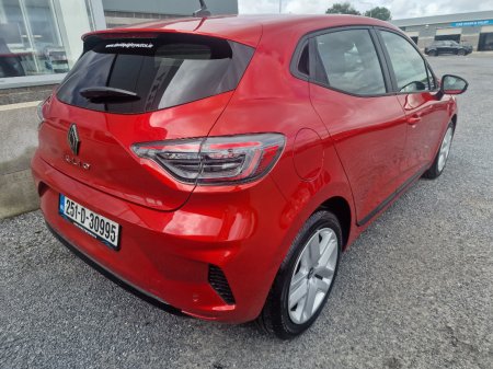 2025 Renault Clio - photo 3