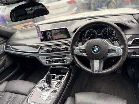 2018 BMW 7-Series - photo 15