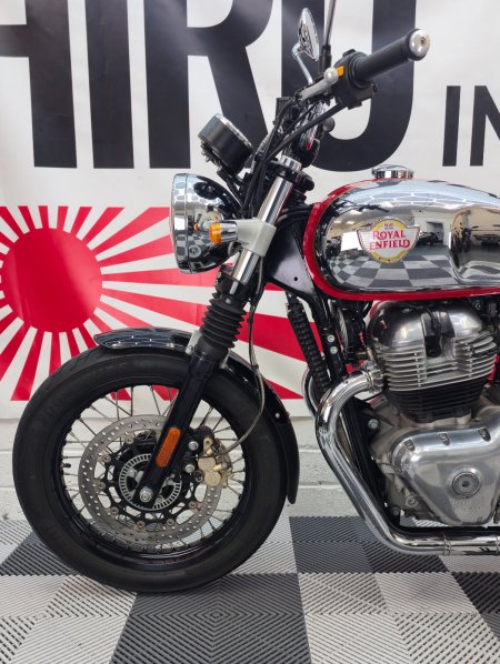 2025 ROYAL ENFIELD Interceptor 650 - photo 4
