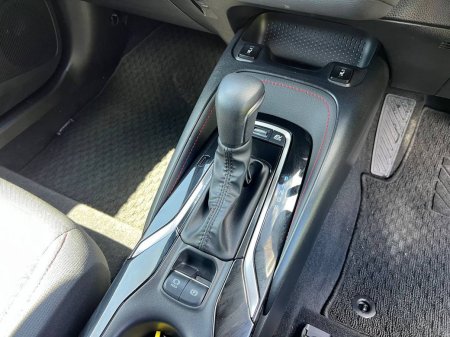 2025 Toyota Corolla - photo 11
