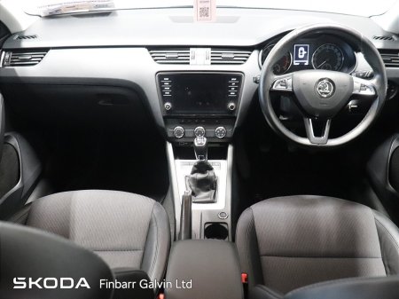 2020 Skoda Octavia - photo 2