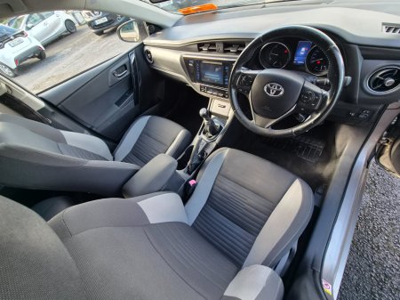 2016 Toyota Auris - photo 8