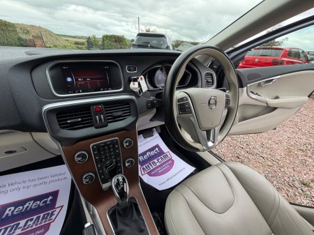 2019 Volvo V40 - photo 17
