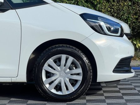 2024 Honda Fit - photo 9