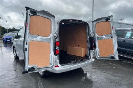 2026 Ford Transit Custom - photo 18
