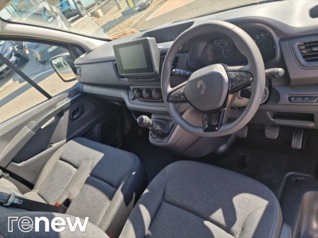 2027 Renault Trafic - photo 6