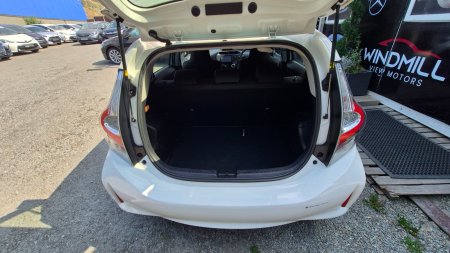 2019 Toyota Aqua - photo 11