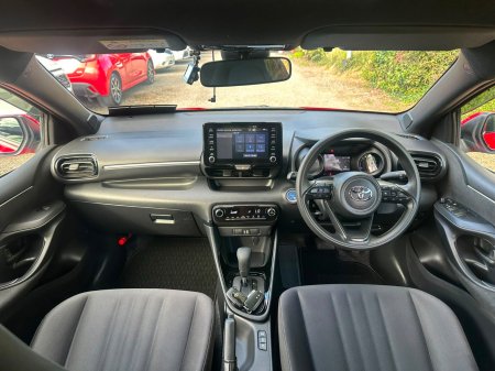 2022 Toyota Yaris - photo 3
