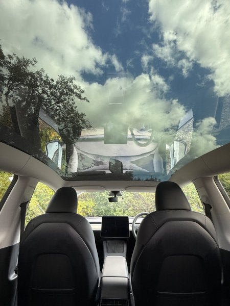 2023 Tesla Model Y - photo 23