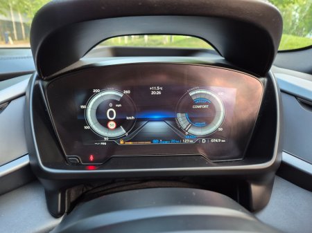 2016 BMW i8 - photo 24