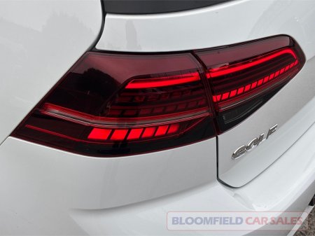 2019 Volkswagen Golf - photo 16