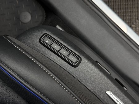 2025 Volkswagen Tiguan - photo 17