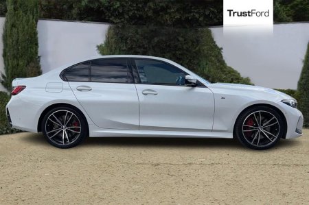 2024 BMW 3-Series - photo 3