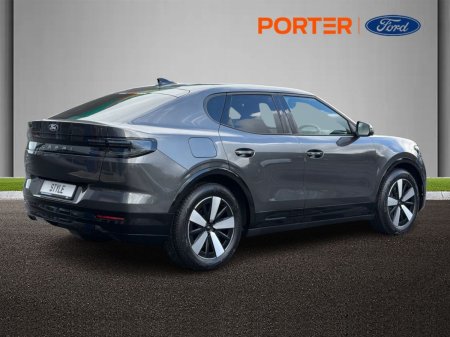 2026 Ford Capri - photo 3