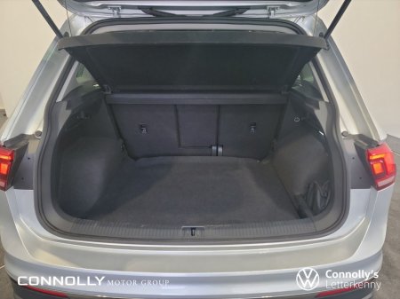 2023 Volkswagen Tiguan - photo 8