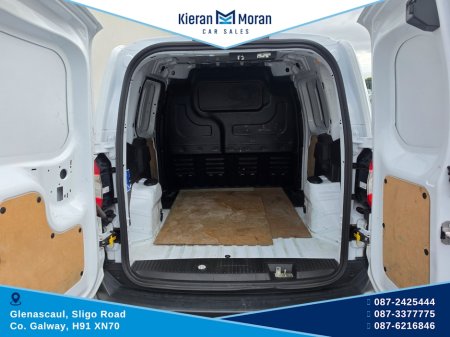 2022 Ford Transit Courier - photo 13