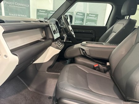 2026 Land Rover Defender - photo 16