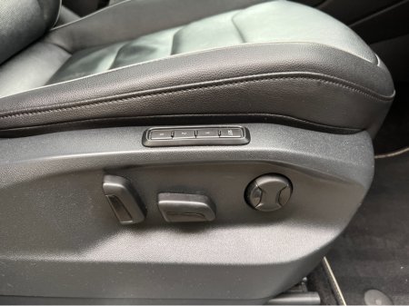 2020 Volkswagen Tiguan - photo 13