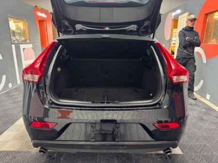 2017 Volvo V40 - photo 7