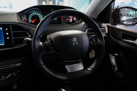 2020 Peugeot 308 - photo 10
