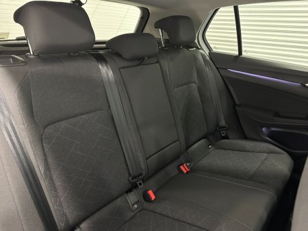 2021 Volkswagen Golf - photo 38