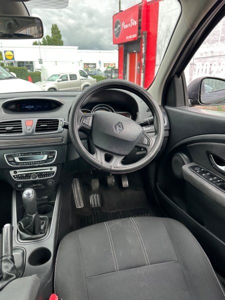 2011 Renault Fluence - photo 22