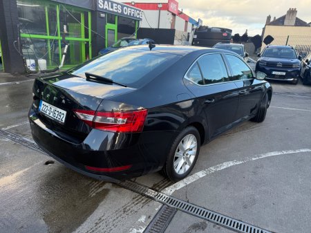 2022 Skoda Superb - photo 6
